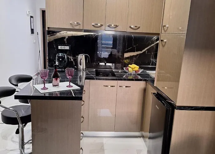 Efremias Place Appartement