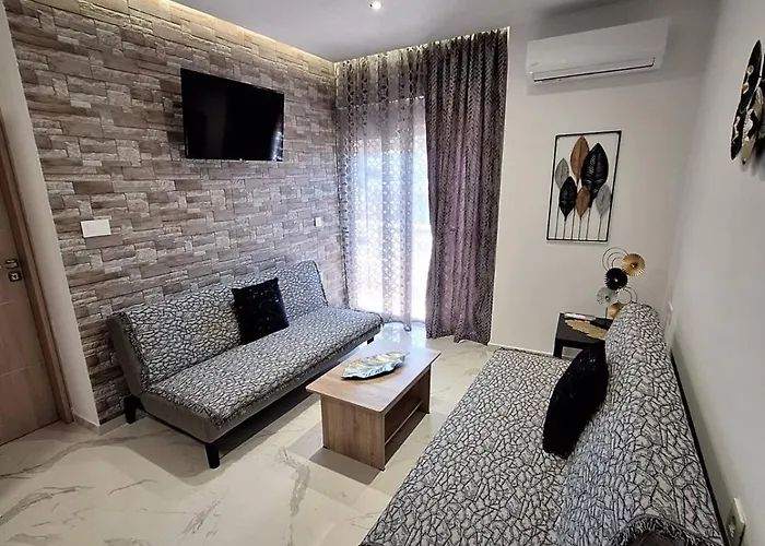 Lejlighed Efremias Place *